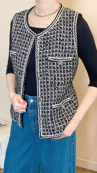 Black and white classic tweed sleeveless vest