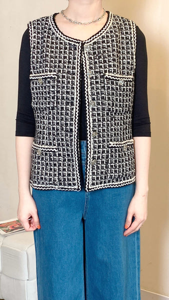 Black and white classic tweed sleeveless vest