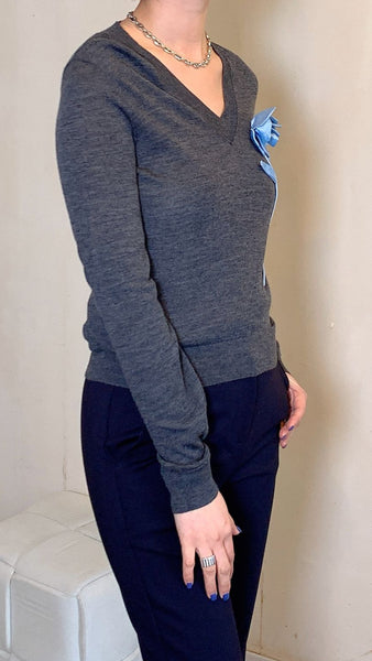 3d rose on wool grey v-neck sweater