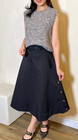 Light grey x red knitted vest