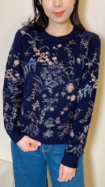 Festive navy wool sweater with floral embroidery