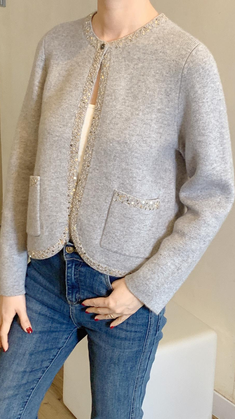 Grey cashmere jacket with sequins