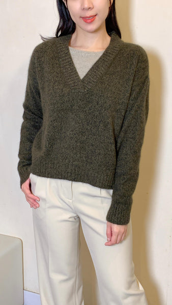 2 in 1 dark olive x grey ultra soft sweater