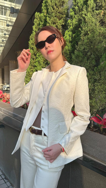 White embossed floral stand collar blazer