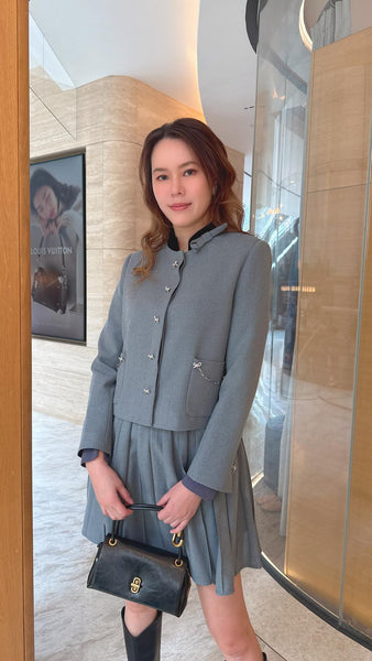 Grey blazer with bow motif