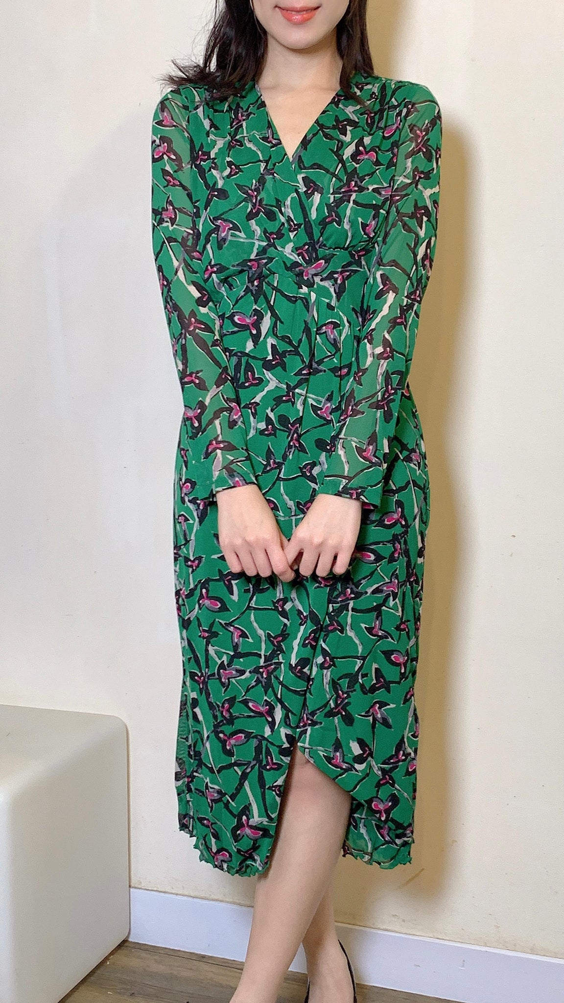 Green x fuchsia statement mesh slim fit maxi dress